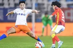 壹号国际娱乐 -包含社区盾赛程吃紧；山东泰山冲刺阶段回应争议；气氛紧张；数据趋势出现新变化的词条